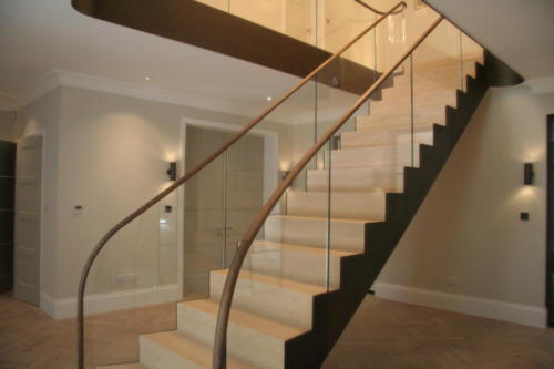 IMG_6335Bespoke staircasesSunningdale homes building contractors